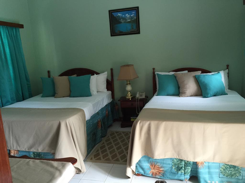 Rayon Hotel Negril Exterior foto