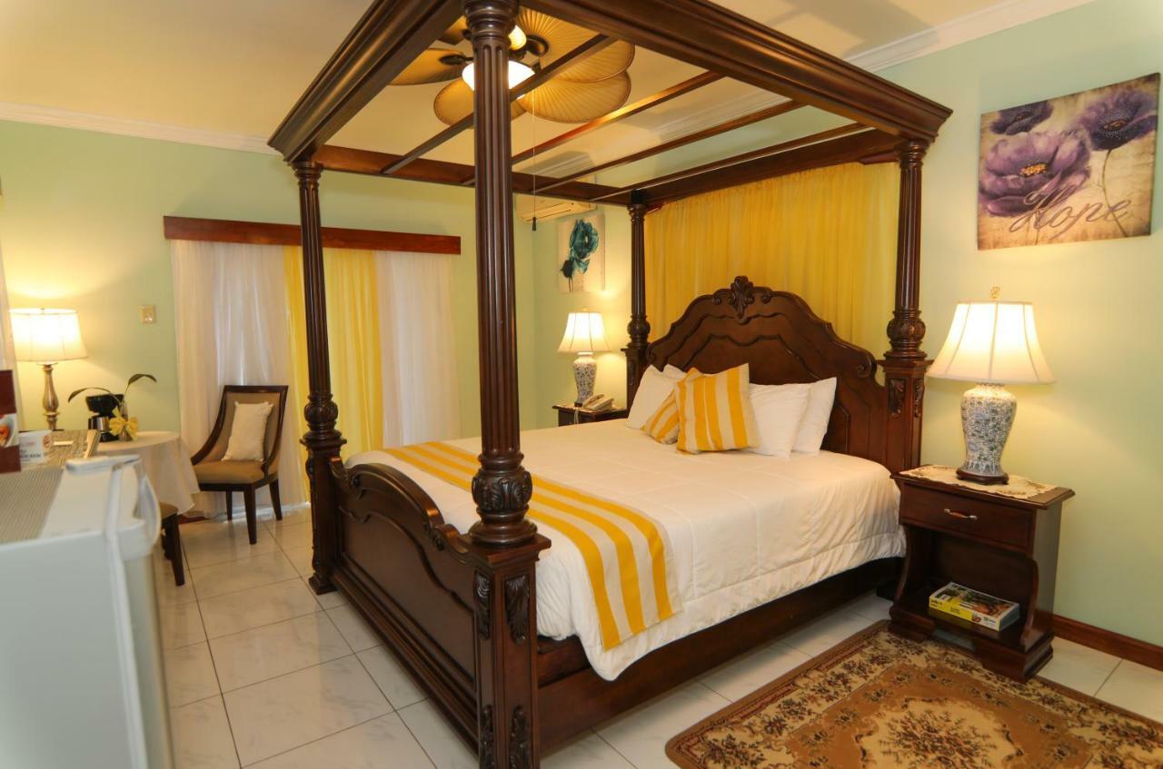 Rayon Hotel Negril Exterior foto